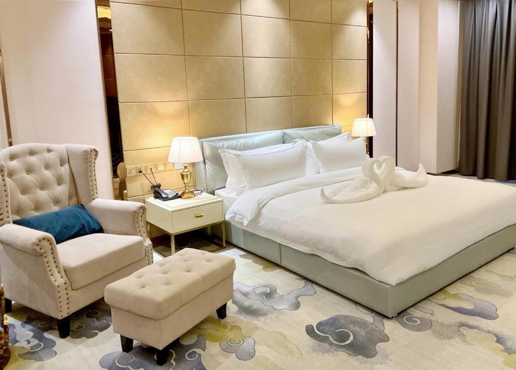 St Hotel Wattay Airport Vientiane Eksteriør billede